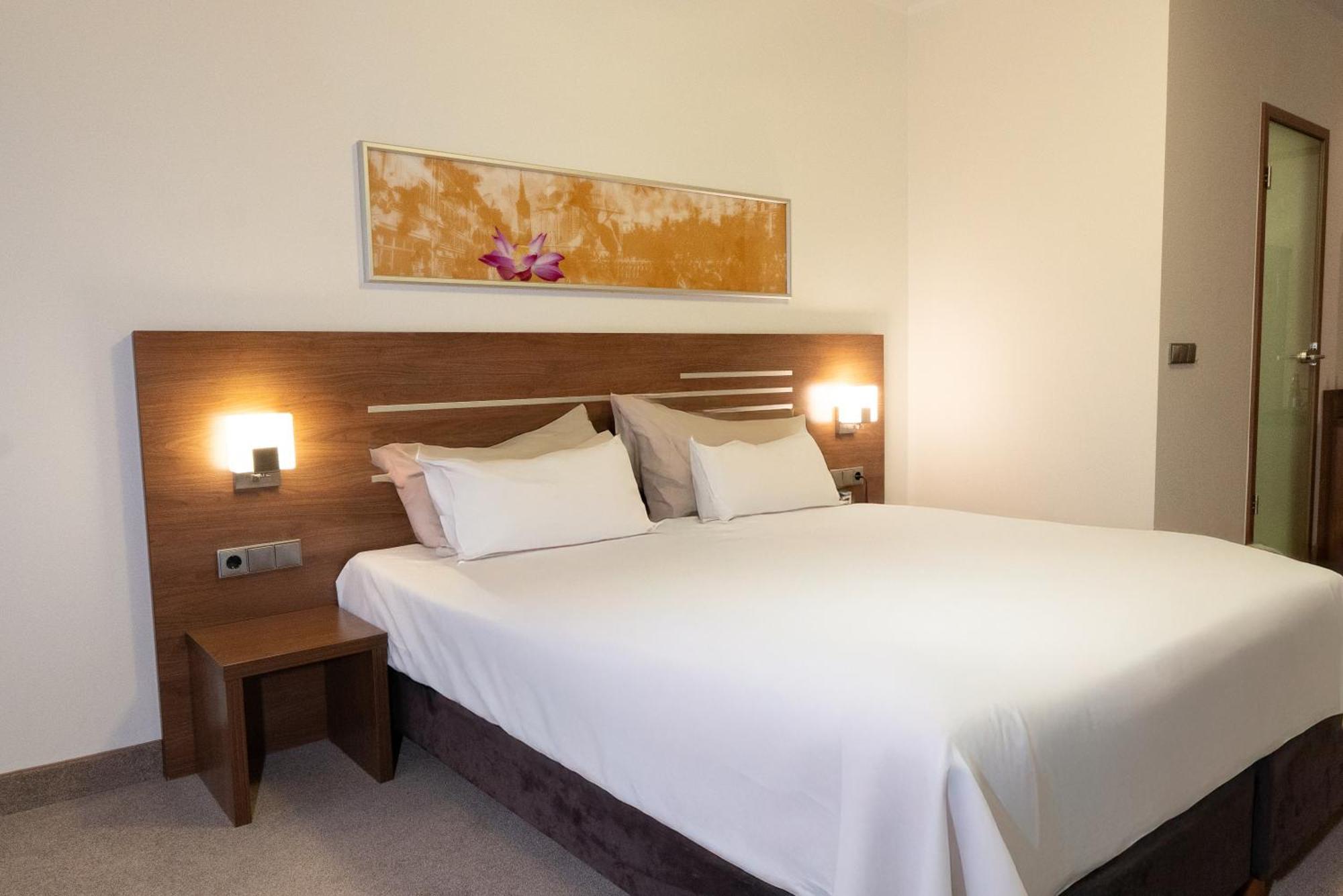 Hotel Bruehlerhoehe Erfurt Eksteriør billede