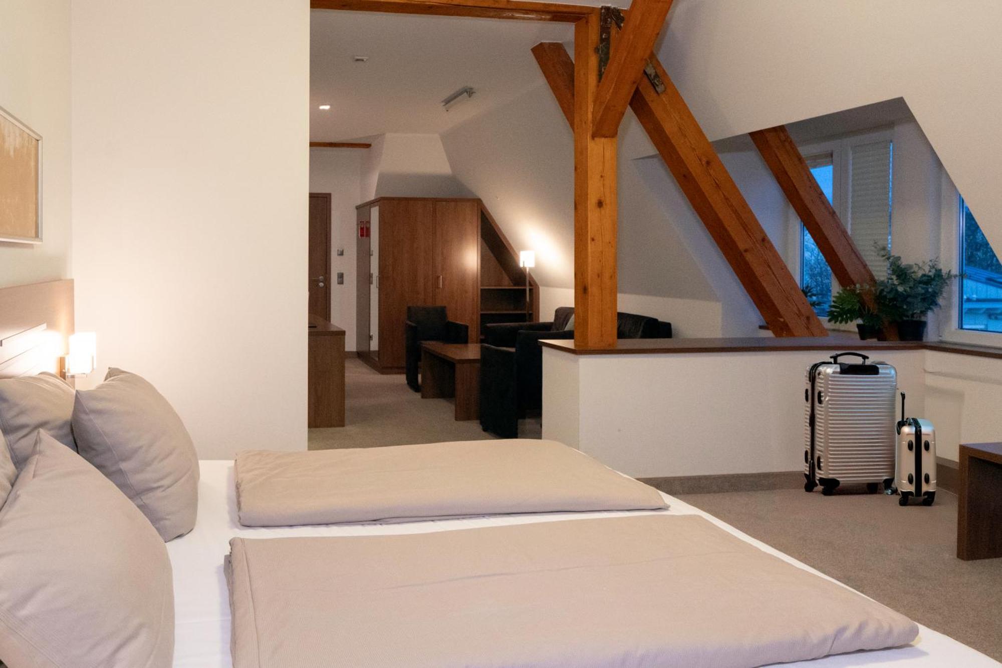 Hotel Bruehlerhoehe Erfurt Eksteriør billede